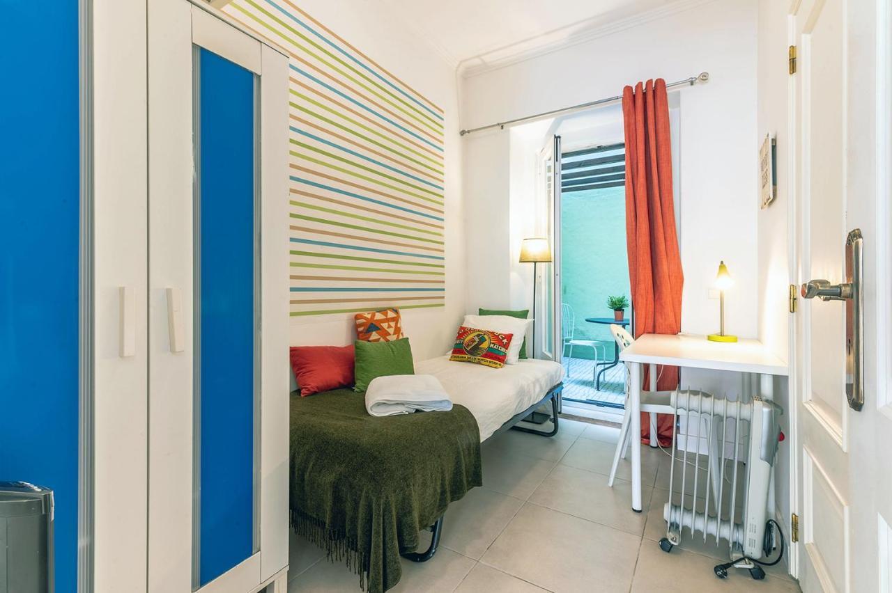 Alm- Spacious. Sunny. Patio. Quiet Area. Fast Wifi Lisboa Exteriör bild