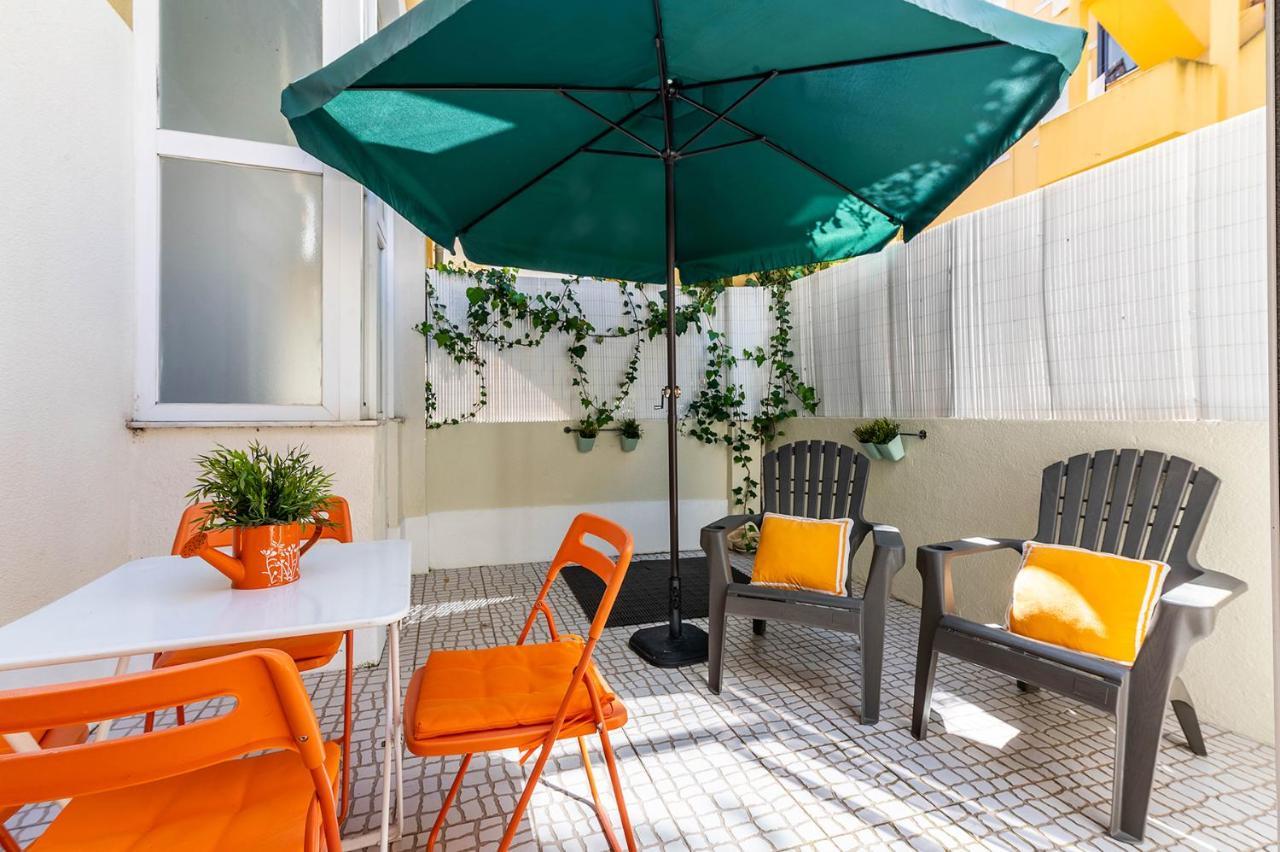 Alm- Spacious. Sunny. Patio. Quiet Area. Fast Wifi Lisboa Exteriör bild